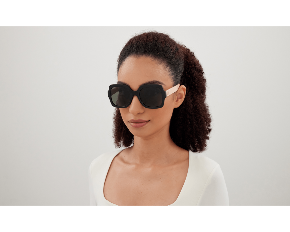 Lunettes de soleil Gucci Logo GG1337S Noir - vue arrière